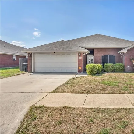 Buy this 4 bed house on 4201 Freemont Drive in Killeen, TX 76549