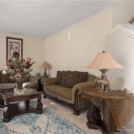Image 3 - 2592 Santa Erica, Mission, TX 78572, USA - House for sale