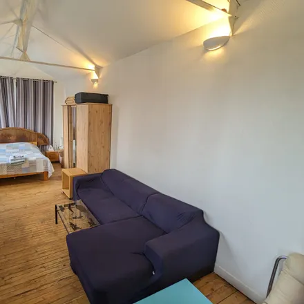 Rent this 1 bed apartment on 9bis Rue Francois Arago in 93500 Pantin, France