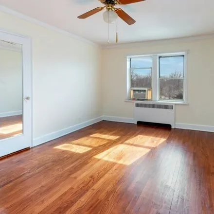 Image 7 - 5401 Riverdale Avenue, New York, NY 10471, USA - Apartment for sale
