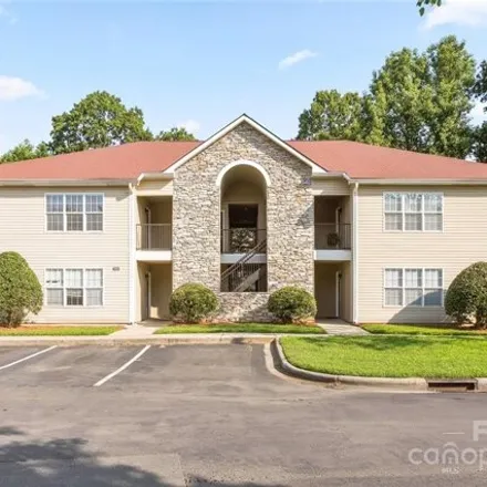 Rent this 2 bed apartment on 3146 Baroda Lane in Charlotte, NC 28269