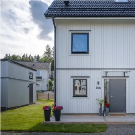 Rent this 6 bed duplex on Väringevägen 10 in 192 32 Sollentuna kommun, Sweden