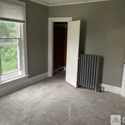 Image 9 - 585 East Church Street - Duplex for rent