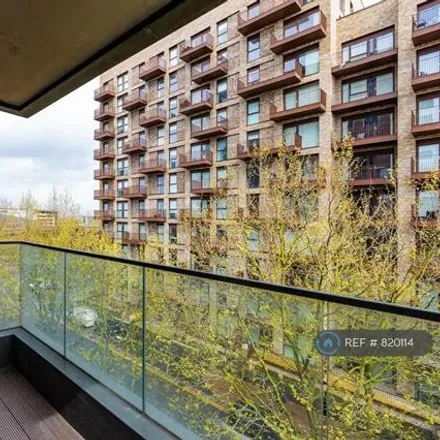 Image 9 - Connaught Heights, Booth Road, London, E16 2FT, United Kingdom - Apartment for rent