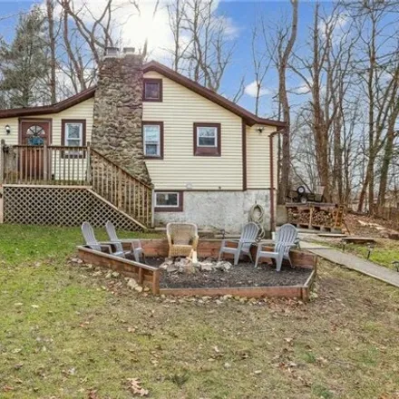Buy this 3 bed house on 6 Grandview Trail in Monroe, NY 10950