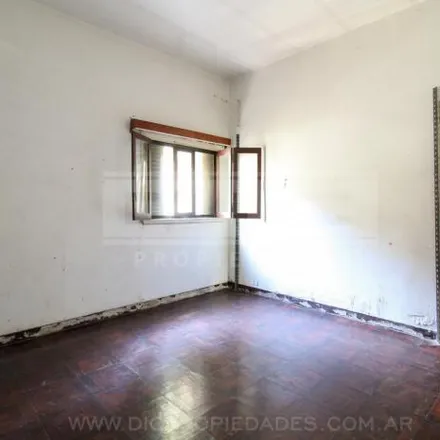 Buy this 2 bed house on José Marmol 2555 in Florida, B1602 CSA Vicente López