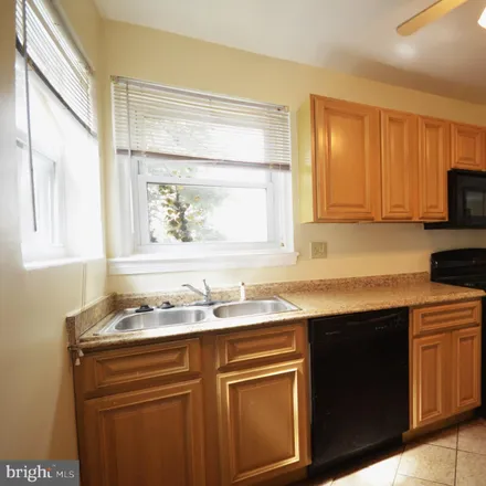 Image 6 - 23rd Parkway, Oxon Run Hills, Hillcrest Heights, MD 20728, USA - Townhouse for rent