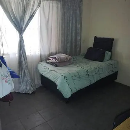 Image 4 - Sealstsa Street, Phomolong, Mamelodi, 0122, South Africa - Apartment for rent