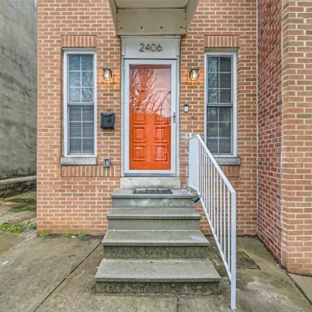 Image 3 - 2406 East Fayette Street, Baltimore, MD 21224, USA - House for sale