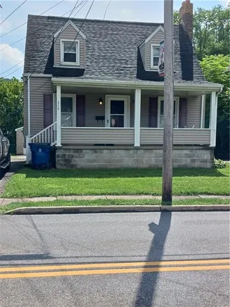 Buy this 2 bed house on 315 West Wood Street in Lowellville, Mahoning County
