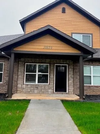 Rent this 3 bed townhouse on 10859 Danny Bryan Road in Prairie Grove, AR 72753