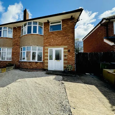 Buy this 3 bed duplex on Avondale Road in Wigston, LE18 1ND
