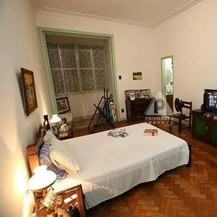 Buy this 3 bed apartment on Rua Sá Ferreira in Copacabana, Zona Sul do Rio de Janeiro - RJ