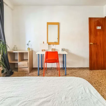 Image 9 - Carrer del Mestre Valls, 46022 Valencia, Spain - Room for rent