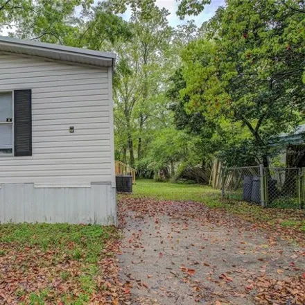 Buy this studio apartment on 1230 Pangola Drive in Jacksonville, FL 32205