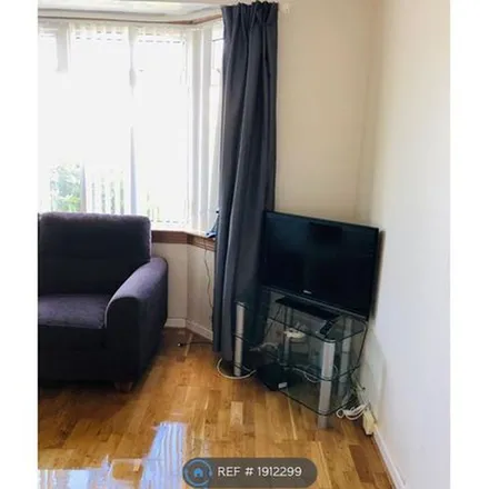 Image 3 - 61 Sighthill Loan, City of Edinburgh, EH11 4PG, United Kingdom - Apartment for rent