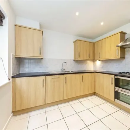 Image 2 - 39 Lock Road, London, TW10 7LQ, United Kingdom - Townhouse for rent