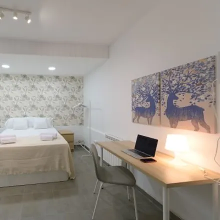 Rent this studio apartment on Madrid in Calle Guajaro, 28043 Madrid