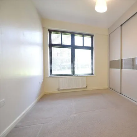 Image 6 - unnamed road, North Watford, WD17 4AQ, United Kingdom - Apartment for rent