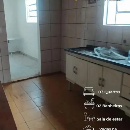 Rent this 3 bed house on Rua Santa Catarina in Água Branca, Avaré - SP