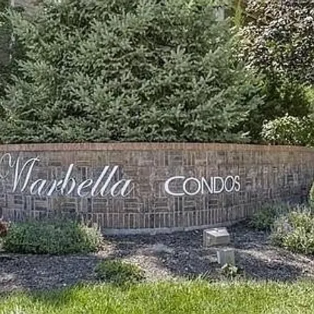 Buy this 2 bed condo on 11264 Nieman Road in Overland Park, KS 66210