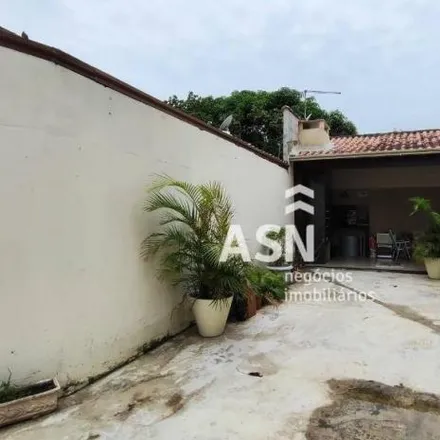 Buy this 2 bed house on Rua Valença in Jardim Mariléa, Rio das Ostras - RJ