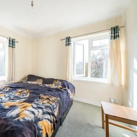 Image 3 - Fawcett Road, Clewer Village, SL4 5DL, United Kingdom - Apartment for sale