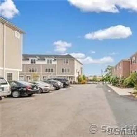 Rent this 2 bed condo on 747 North Main Street in West Hartford, CT 06117