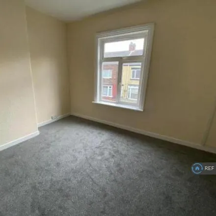 Image 5 - Hampden Street, Redcar and Cleveland, TS6 6LQ, United Kingdom - Townhouse for rent