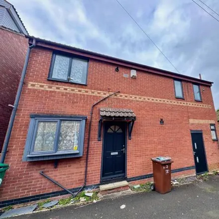 Rent this 3 bed house on 27 Constance Street in Nottingham, NG7 7BG