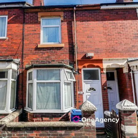 Buy this 2 bed townhouse on Clarence Street in Newcastle-under-Lyme, ST5 8AR