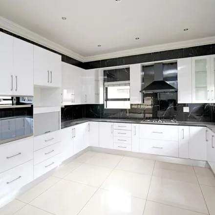 Image 2 - Basson, Celtisdal, Gauteng, 0149, South Africa - Apartment for rent
