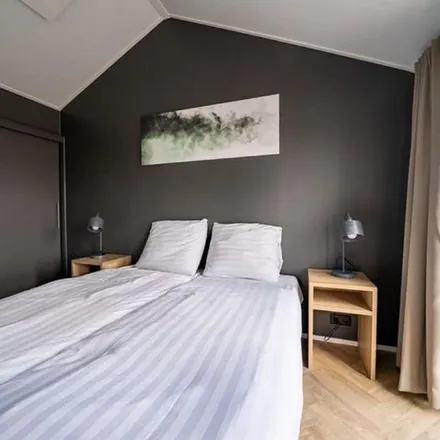 Rent this 3 bed apartment on Piekenwaardweg in 5331 KP Kerkdriel, Netherlands