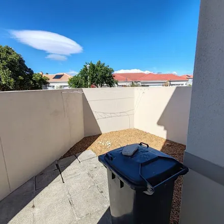 Rent this 3 bed apartment on Foot Gear in Century Boulevard, Cape Town Ward 55