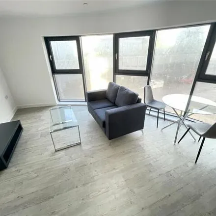 Image 2 - The Quays/Ontario Basin, The Quays, Salford, M50 3BF, United Kingdom - Apartment for rent