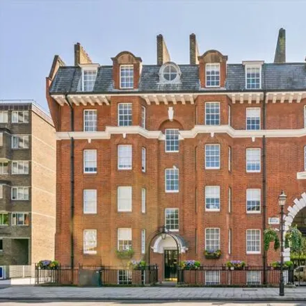 Buy this 2 bed apartment on Gladstone Court in 97 Regency Street, London