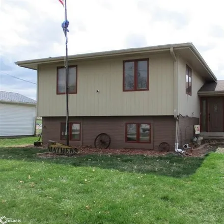 Image 1 - Lakeview Middle Elementary School, Francis Avenue, Centerville, IA 52544, USA - House for sale