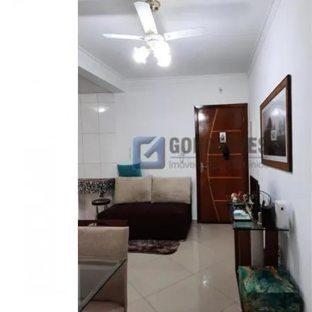 Buy this 2 bed apartment on Rua Cambises in Jardim Santo Antônio, Santo André - SP