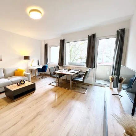 Rent this 3 bed apartment on Gottschalkstraße 18 in 13359 Berlin, Germany
