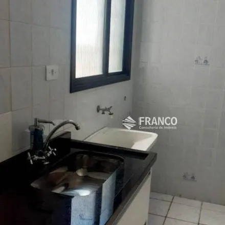 Rent this 3 bed apartment on Rua Agostinho Espatafora in Independência, Taubaté - SP