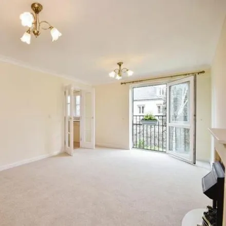 Image 3 - Pritchard Court, Cardiff Road, Cardiff, CF5 2DP, United Kingdom - Apartment for sale