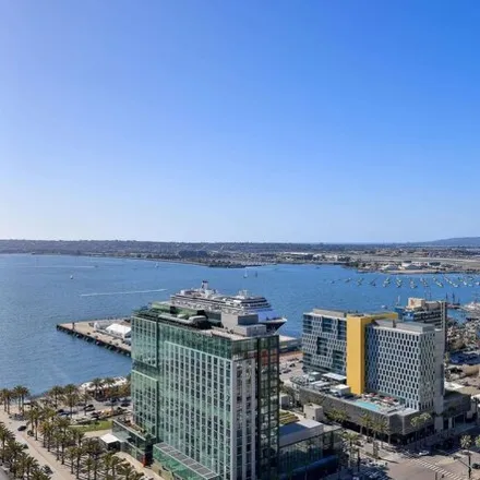 Rent this 2 bed condo on Electra in Kettner Boulevard, San Diego