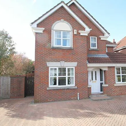Buy this 4 bed house on 33 The Furlong in Bristol, BS6 7TF