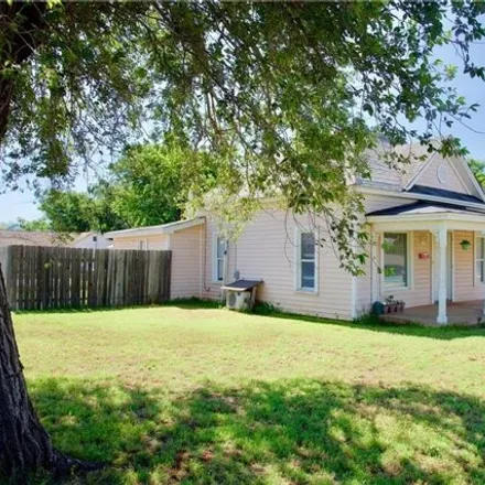 Buy this 3 bed house on 305 East Proctor Avenue in Weatherford, OK 73096