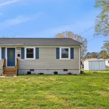 Buy this 3 bed house on 1638 Wingfield Drive in Hampton, VA 23661
