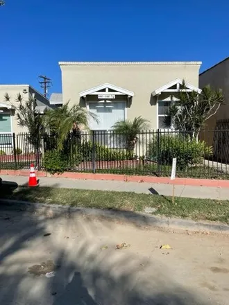 Buy this 6 bed house on 5417 Dairy Avenue in Long Beach, CA 90805