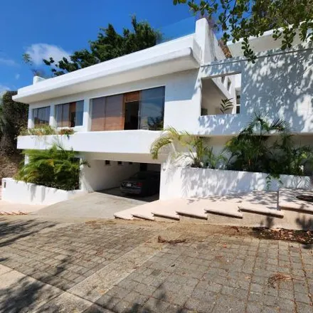 Buy this 5 bed house on Avenida Ejército Nacional in Joyas de Brisamar, 39300 Acapulco