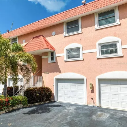 Buy this 3 bed condo on 12482 Capri Circle North in Treasure Island, Pinellas County