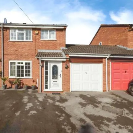 Buy this 3 bed house on 20 The Moor in Walmley, B76 1SQ
