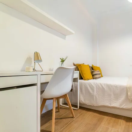 Rent this 1 bed room on Calle del Doctor Esquerdo in 120, 28007 Madrid